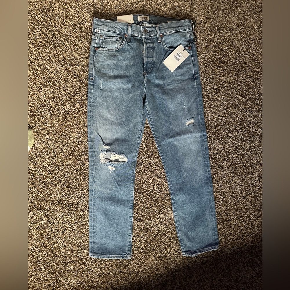 Women’s Blue Distressed Jeans